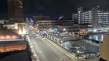 Weather camera view of City of Aurora IL.