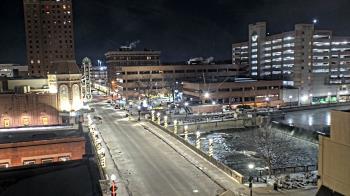 Weather camera view of City of Aurora IL.