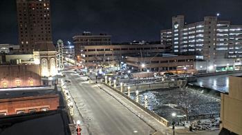 Weather camera view of City of Aurora IL.