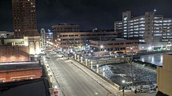 Weather camera view of City of Aurora IL.