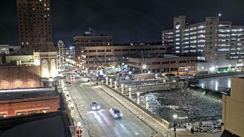 Weather camera view of City of Aurora IL.