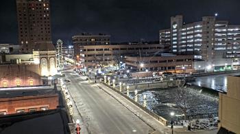 Weather camera view of City of Aurora IL.