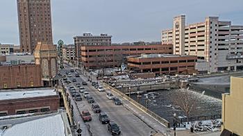 Weather camera view of City of Aurora IL.