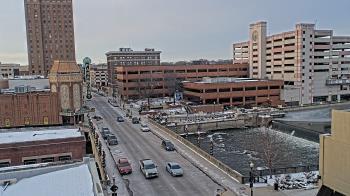 Weather camera view of City of Aurora IL.