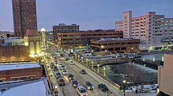 Weather camera view of City of Aurora IL.