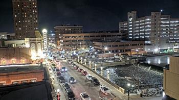 Weather camera view of City of Aurora IL.