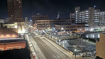 Weather camera view of City of Aurora IL.