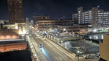 Weather camera view of City of Aurora IL.