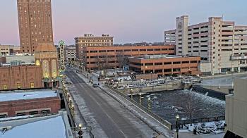 Weather camera view of City of Aurora IL.