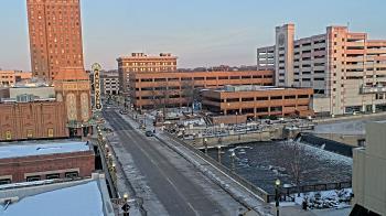 Weather camera view of City of Aurora IL.