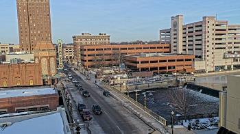 Weather camera view of City of Aurora IL.