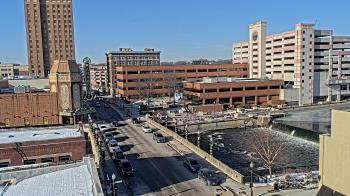 Weather camera view of City of Aurora IL.