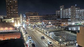 Weather camera view of City of Aurora IL.
