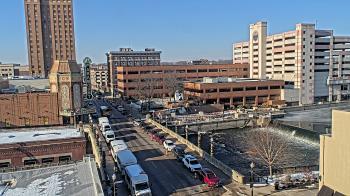 Weather camera view of City of Aurora IL.