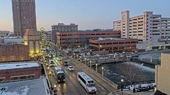 Weather camera view of City of Aurora IL.