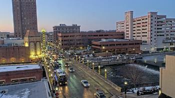 Weather camera view of City of Aurora IL.