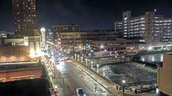 Weather camera view of City of Aurora IL.