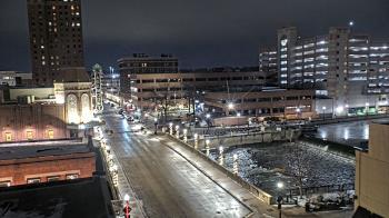 Weather camera view of City of Aurora IL.