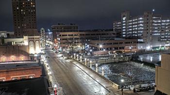 Weather camera view of City of Aurora IL.