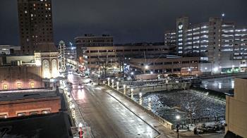 Weather camera view of City of Aurora IL.