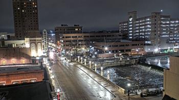 Weather camera view of City of Aurora IL.
