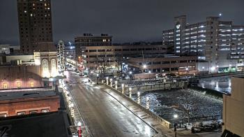 Weather camera view of City of Aurora IL.