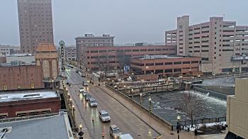 Weather camera view of City of Aurora IL.