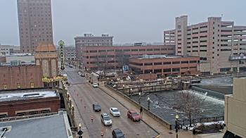 Weather camera view of City of Aurora IL.