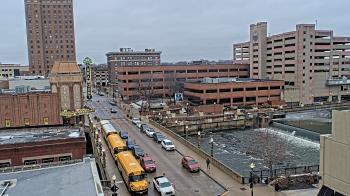 Weather camera view of City of Aurora IL.