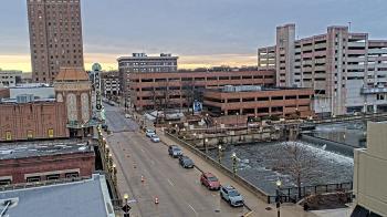 Weather camera view of City of Aurora IL.
