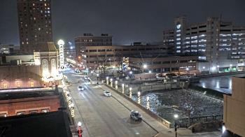 Weather camera view of City of Aurora IL.