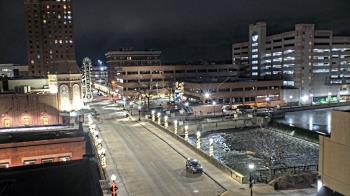 Weather camera view of City of Aurora IL.
