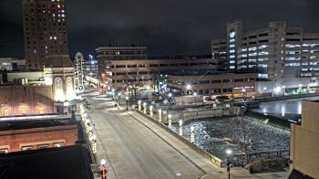 Weather camera view of City of Aurora IL.