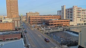 Weather camera view of City of Aurora IL.