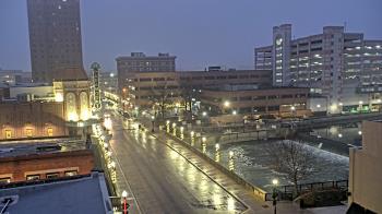 Weather camera view of City of Aurora IL.