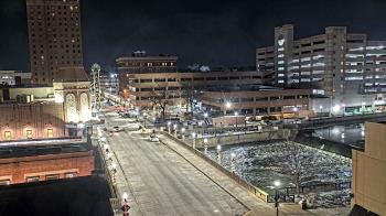 Weather camera view of City of Aurora IL.