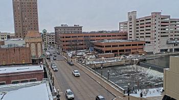 Weather camera view of City of Aurora IL.