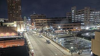 Weather camera view of City of Aurora IL.