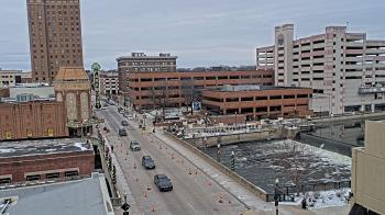 Weather camera view of City of Aurora IL.