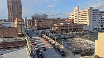 Weather camera view of City of Aurora IL.