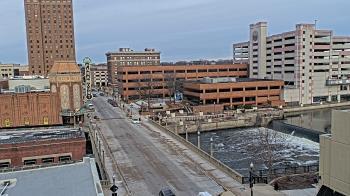 Weather camera view of City of Aurora IL.