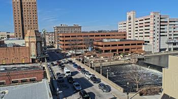 Weather camera view of City of Aurora IL.