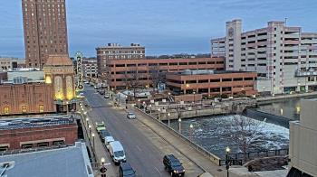 Weather camera view of City of Aurora IL.