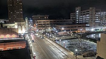 Weather camera view of City of Aurora IL.