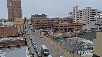 Weather camera view of City of Aurora IL.