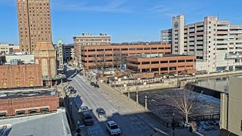 Weather camera view of City of Aurora IL.