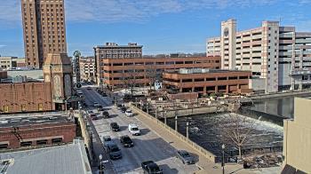 Weather camera view of City of Aurora IL.