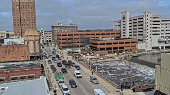 Weather camera view of City of Aurora IL.