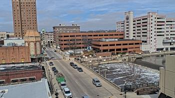 Weather camera view of City of Aurora IL.