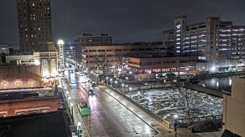 Weather camera view of City of Aurora IL.